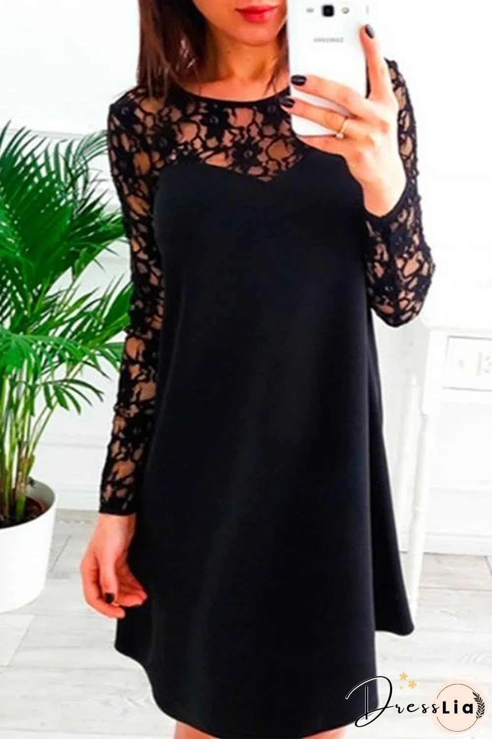 Crewneck Lace Splice Flowy Dress