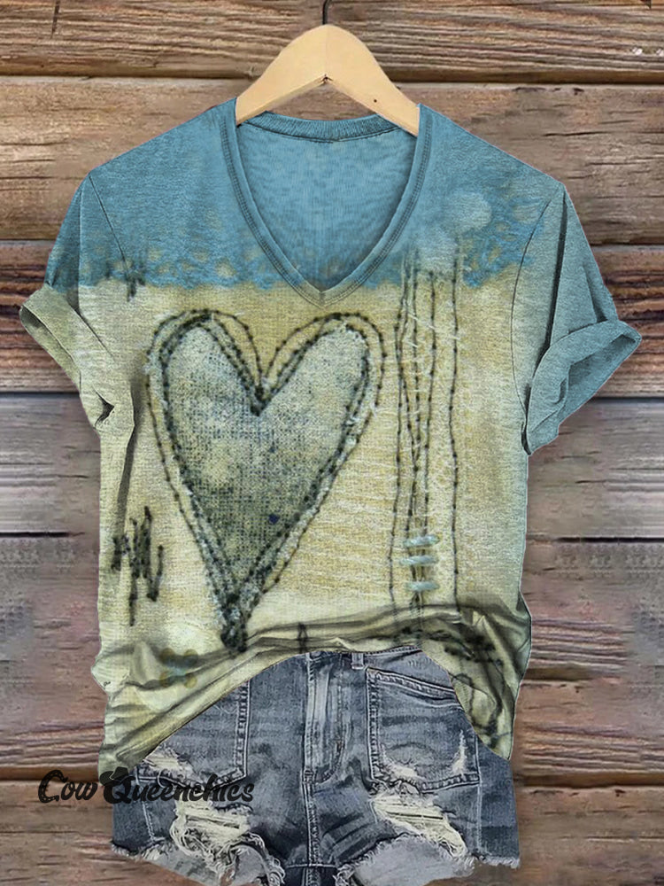 Women&rsquo;s Vintage Heart Art Print V-neck Casual T-Shirt Multicolor / S