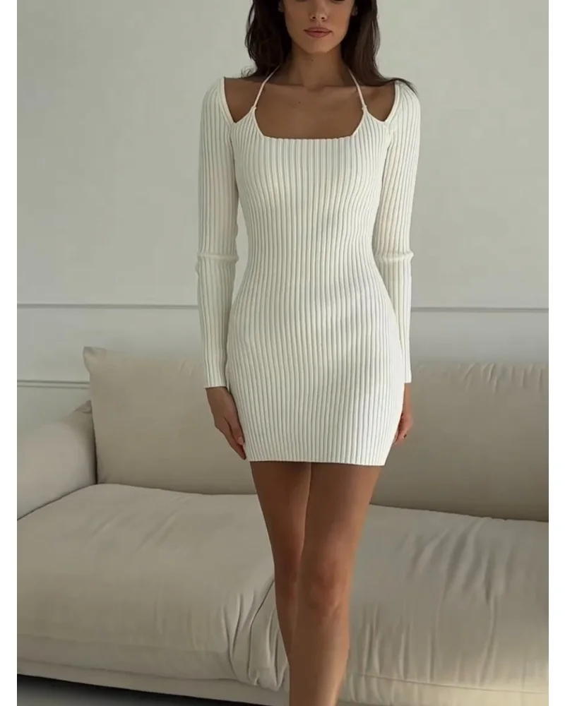 White knitted short skirt