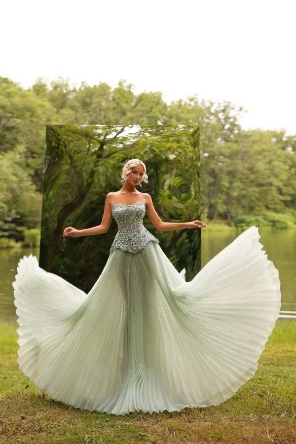 Miabel Charming Sequins Strapless Beaded Sleeveless Prom Dress With Pleated 