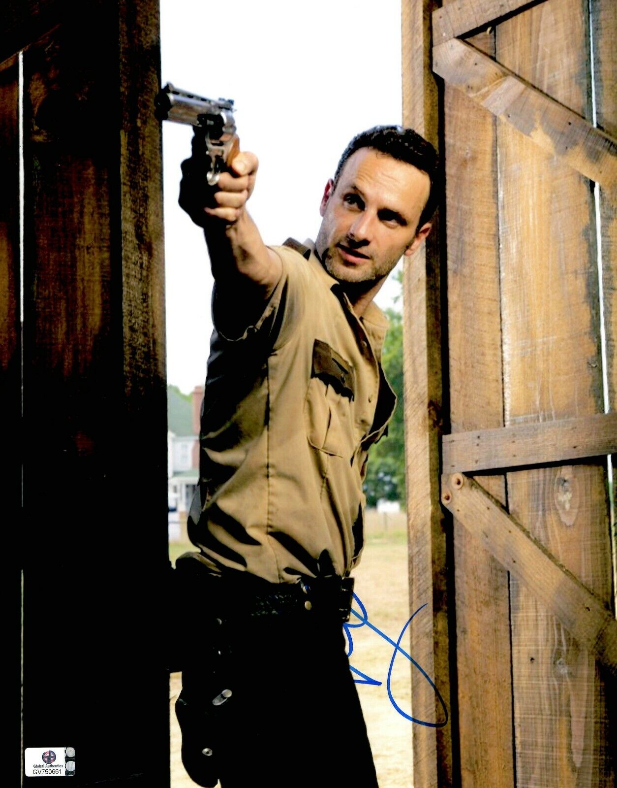 Andrew Lincoln Signed Autographed 11X14 Photo Poster painting Walking Dead Rick Barn GV750661