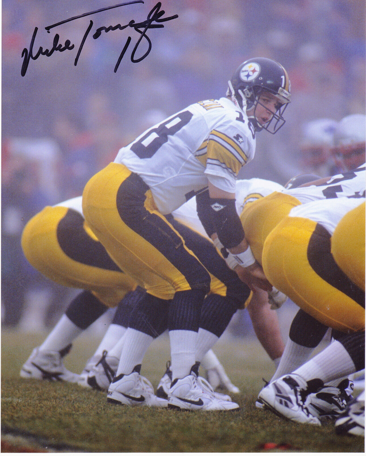 MIKE TOMCZAK PITTSBURGH STEELERS ACTION SIGNED 8x10