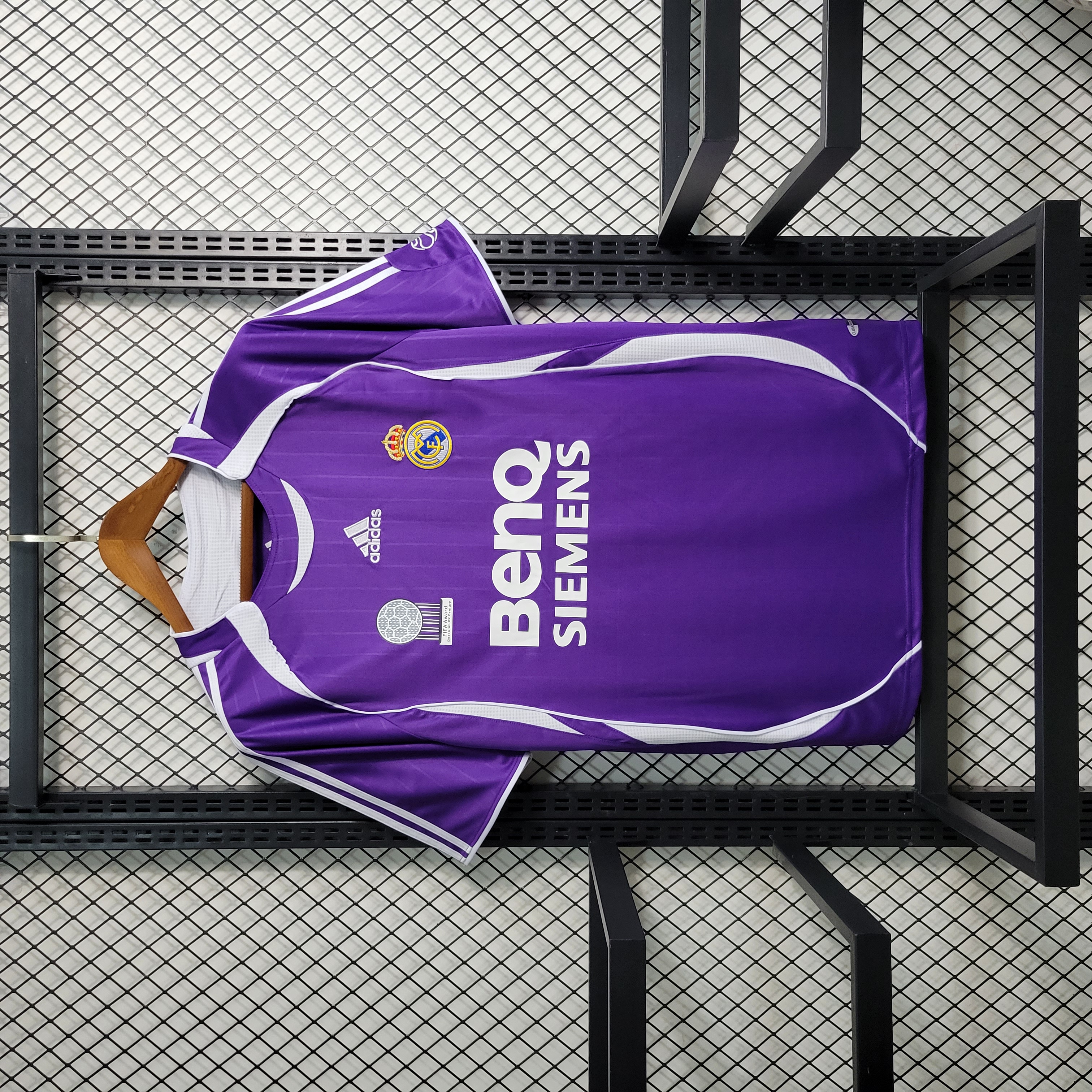 Retro Real Madrid 06-07 Third Jersey