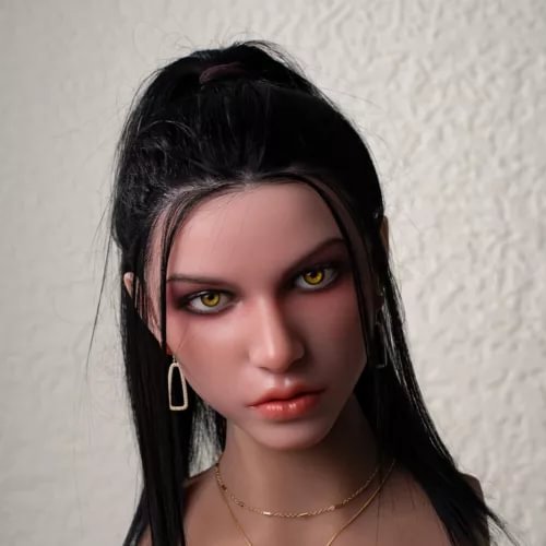 pornhint Pornhint The cleaner makes the bed WITHOUT UNDERWEAR I'll have to fill her pussy with cum Doll