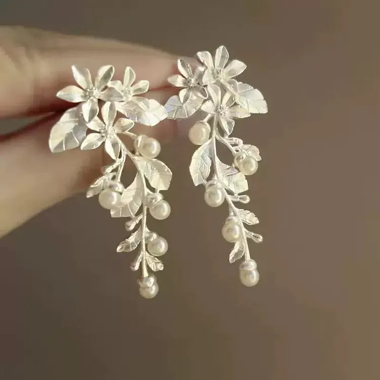 Vintage Alloy Pearl Rose Earrings
