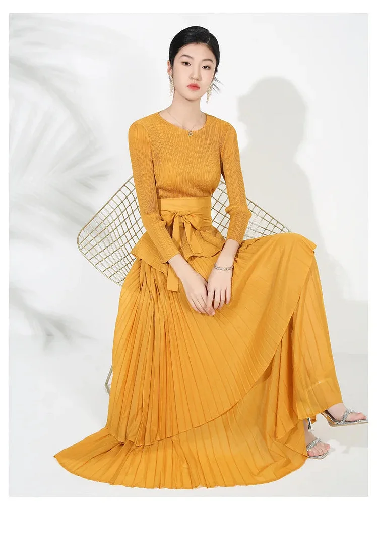 Modern Green O-neck Pleated Lace-up Long Sleeve Top And Pleated Skirt Set