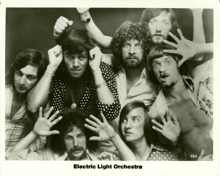 E.L.O. Electric Light Orchestra Original 8x10 Press Photo Poster painting