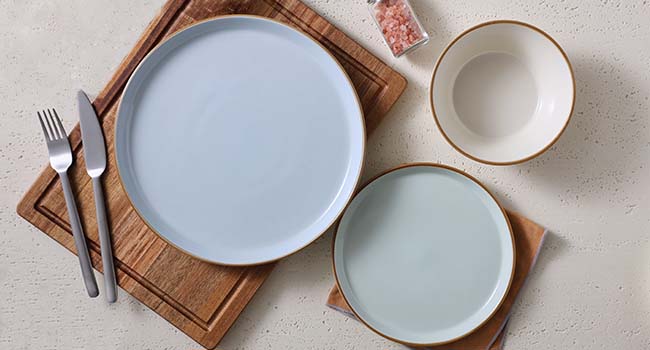 dinnerware set