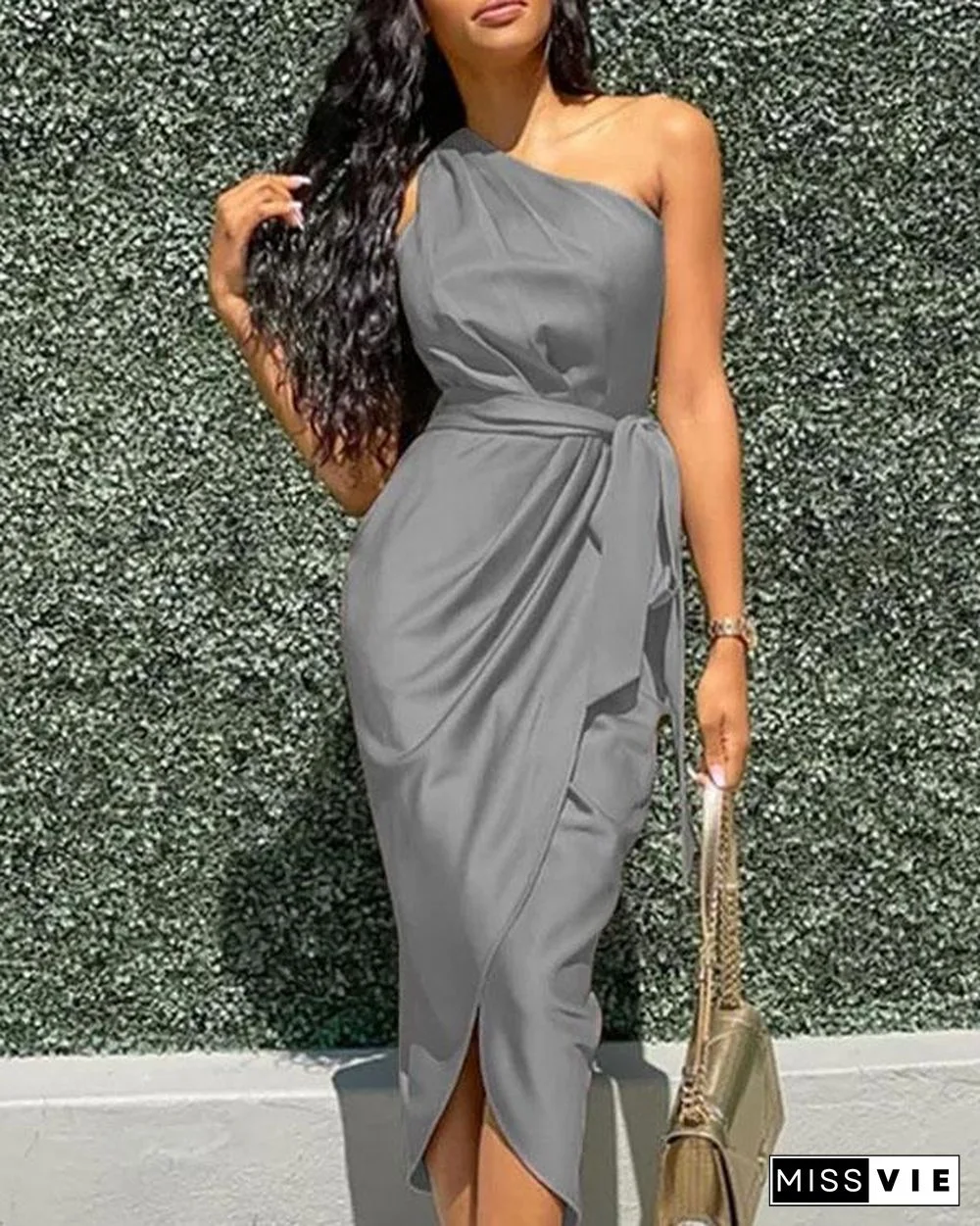 Oblique Shoulder Sheath Party Dress