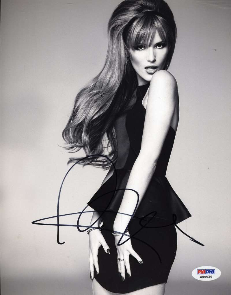 Bella Thorne Hand Signed Psa Dna Coa 8x10 Photo Poster painting Autographed Authentic