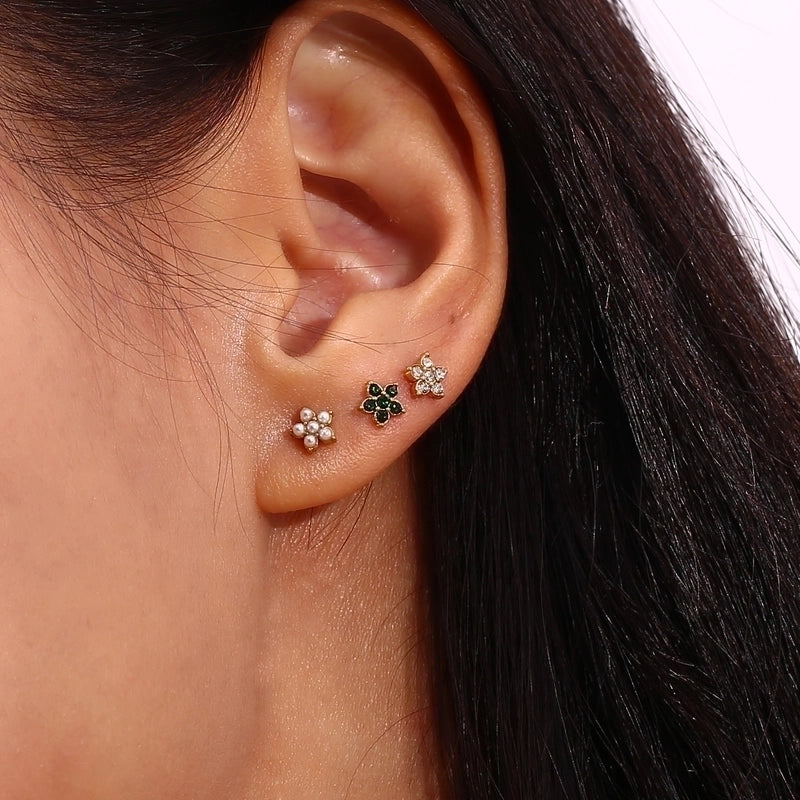 1 Pair Elegant Minimalist Flower Plating Inlay 304 Stainless Steel Rhinestones Pearl 18K Gold Plated Ear Studs