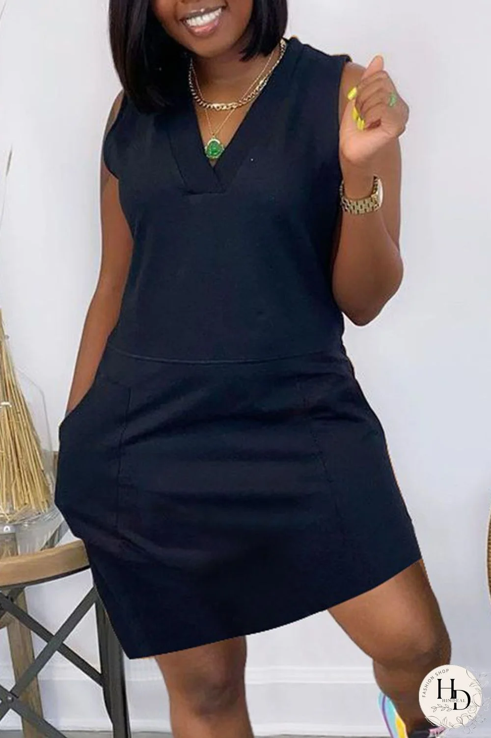 Tangerine Red Casual Solid Patchwork V Neck Straight Dresses