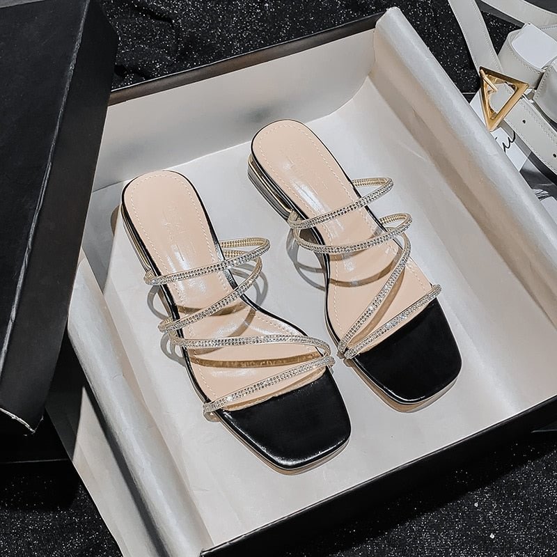 Summer women's sandals 2021 fashion designer outdoor leisure fashion diamond slippers With low shoes for women With low mules