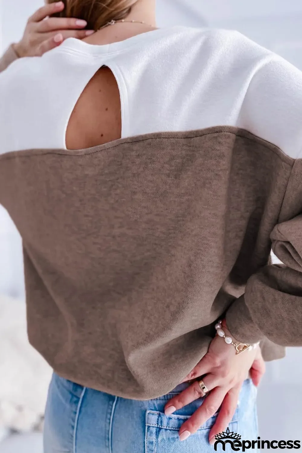 Khaki Colorblock Cutout Elastic Hem Pullover Sweatshirt