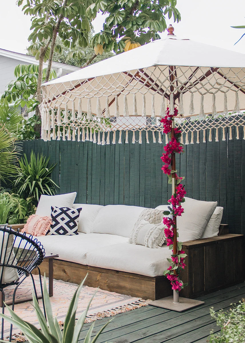 Silk Bougainvillea Garland in Deep Pink - 72"