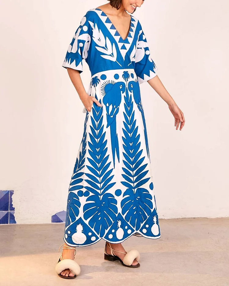 V-neck print dress