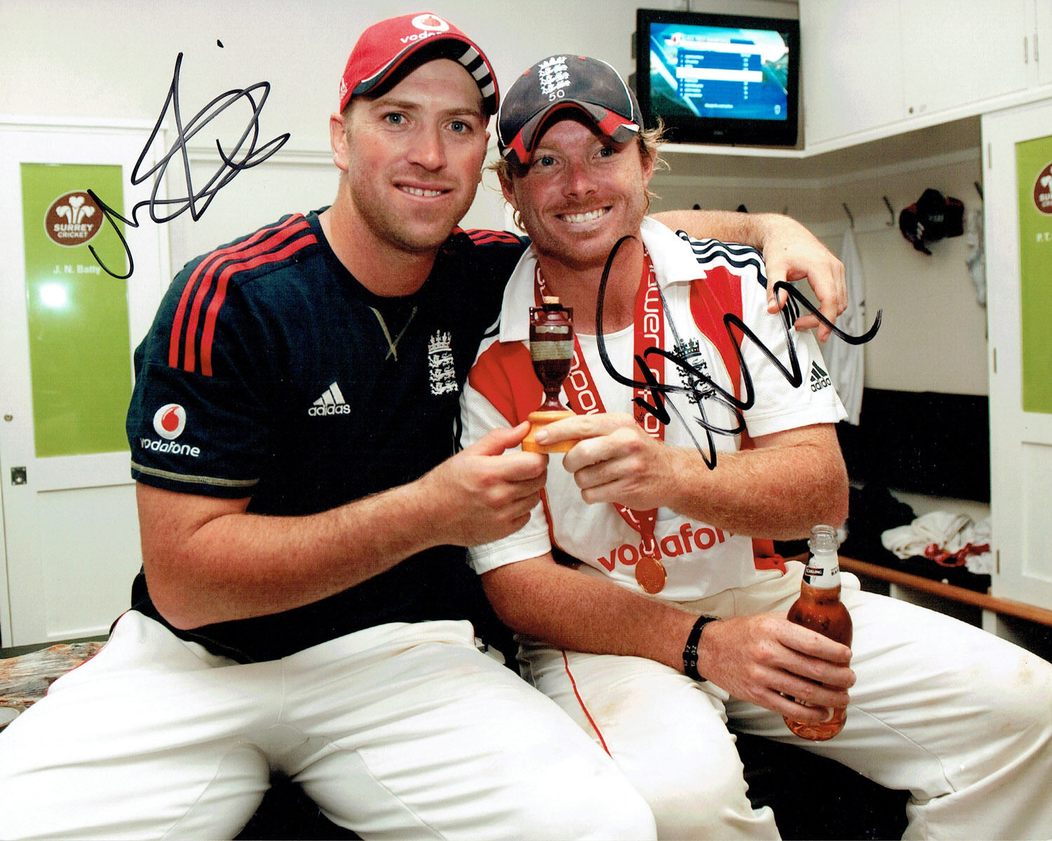 Ian BELL Matt PRIOR Multi Signed Autograph ASHES 10x8 Photo Poster painting AFTAL COA Cricket