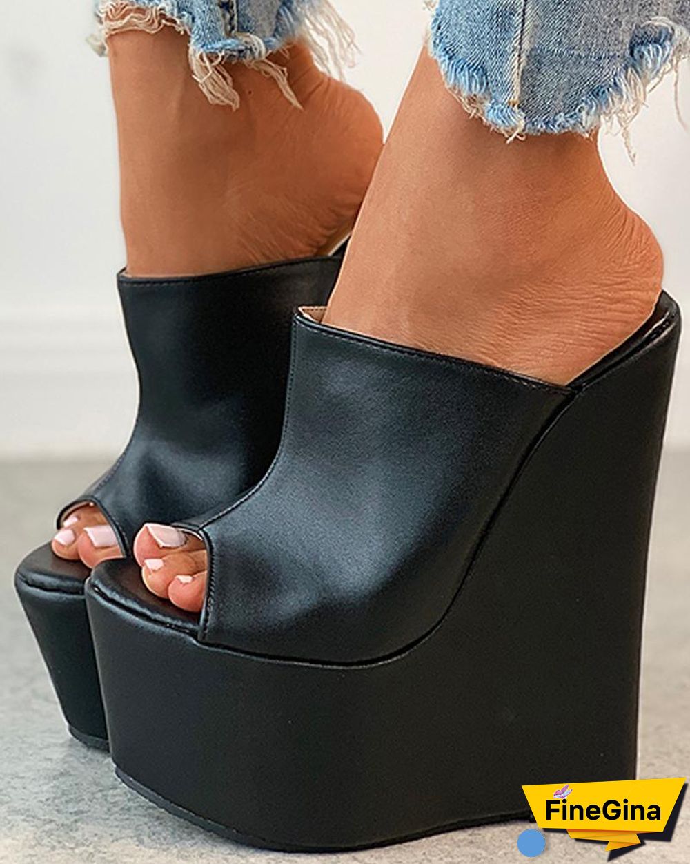 Plain Peep Toe Wedge Sandals