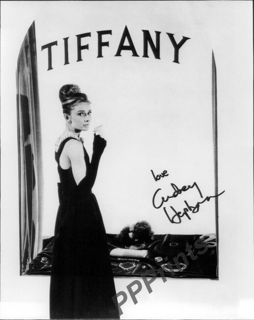 AUDREY HEPBURN Breakfast at Tiffany's SIGNED 10X8 REPRO Photo Poster painting PRINT N4