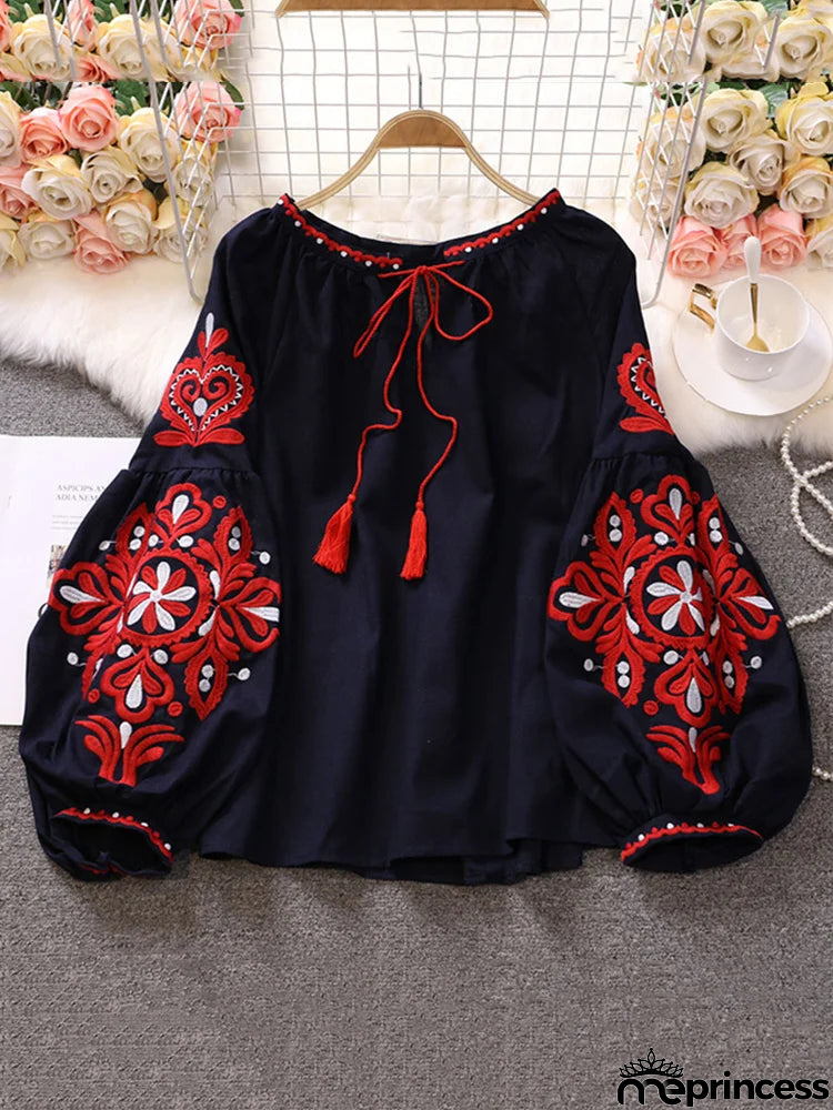 Simple and breathable Blouse