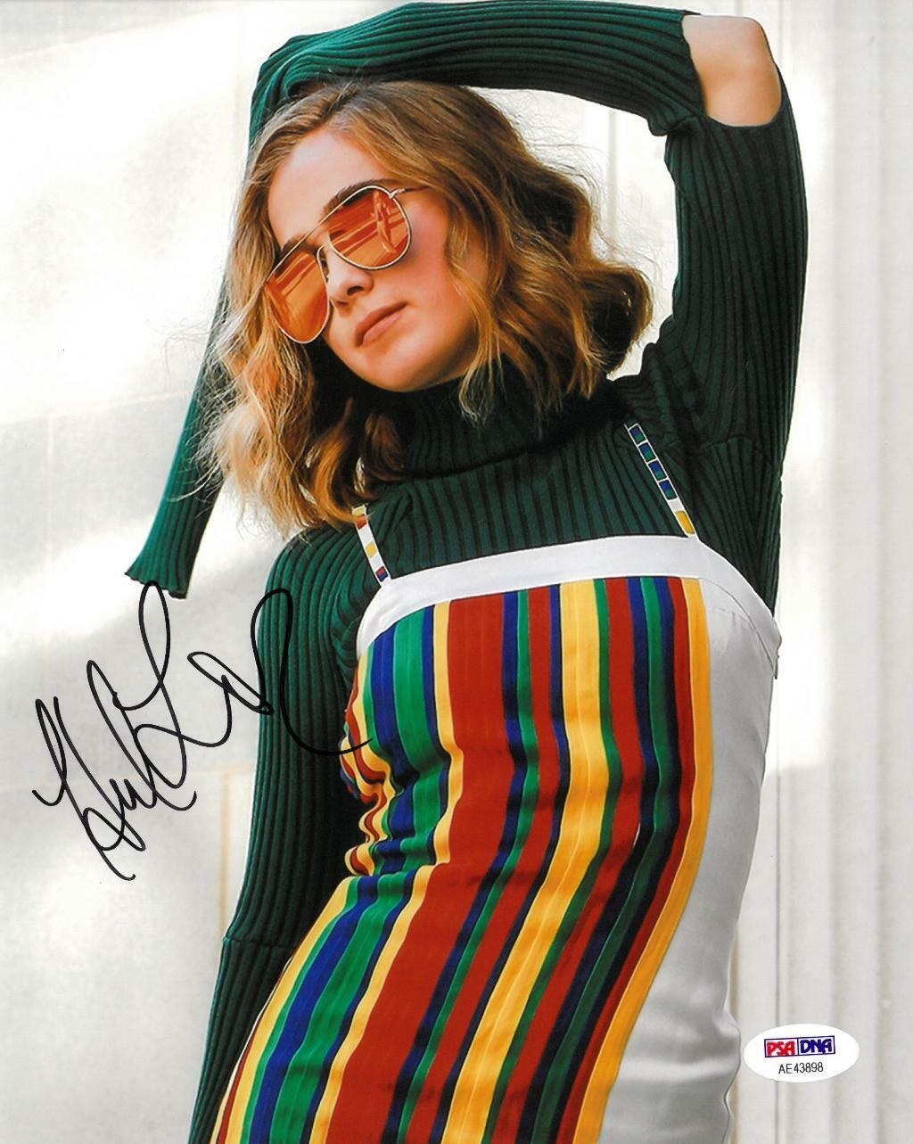 Haley Lu Richardson Signed Authentic Autographed 8x10 Photo Poster painting PSA/DNA #AE43898