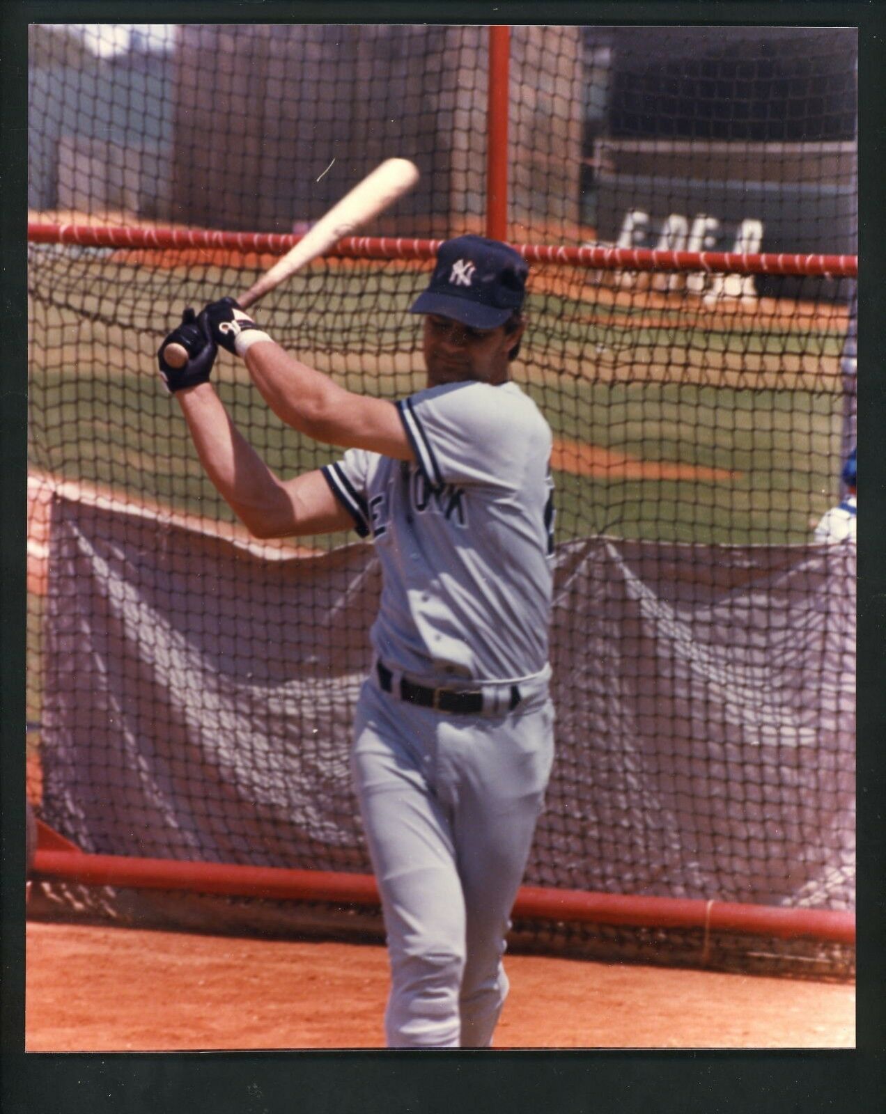 Don Mattingly 1985 Original 8 x 10 Photo Poster painting New York Yankees practice swing