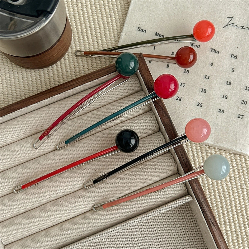 Cute Minimalist Women’s Solid Color Arylic Hair Clip