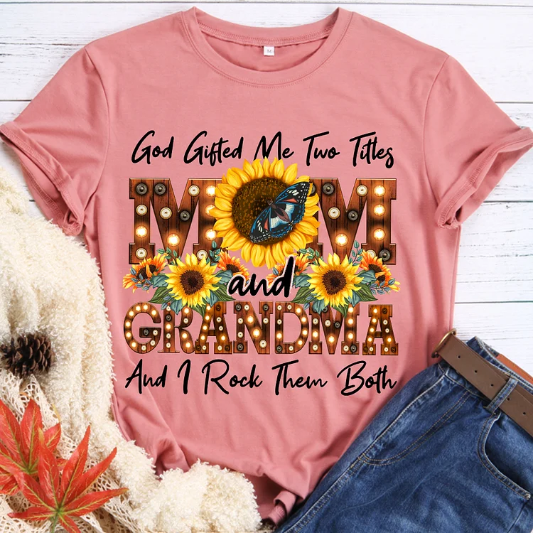 Mom And Grandmom Sunflower Western T-shirt-BSTJ0012