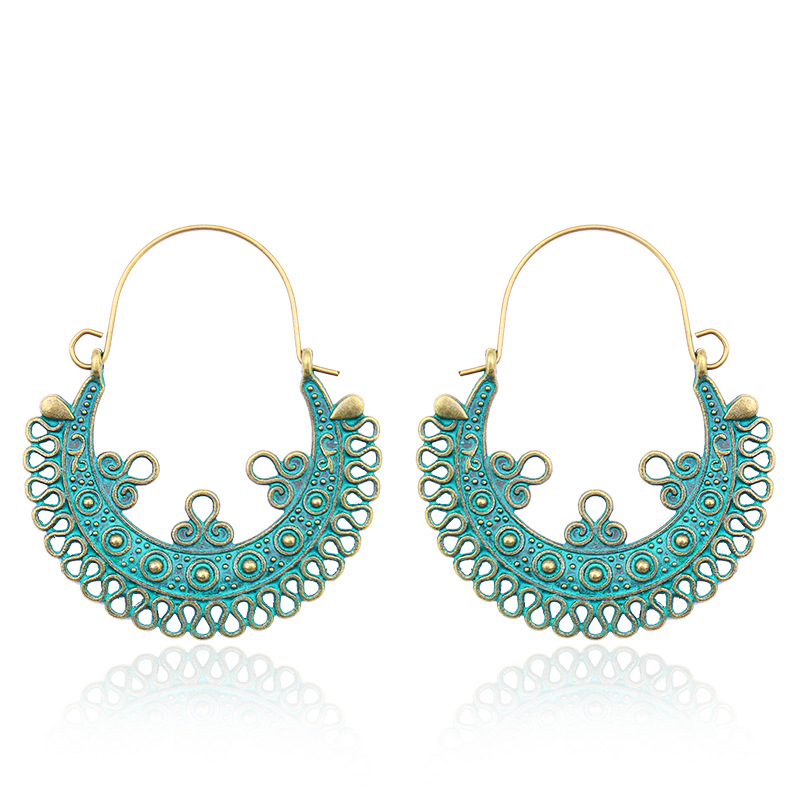 Women's Bohemian Court Hollow U-shaped Earrings