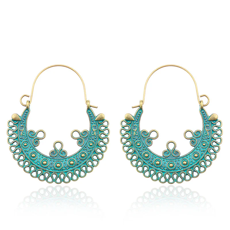 Women's Bohemian Court Hollow U-shaped Earrings