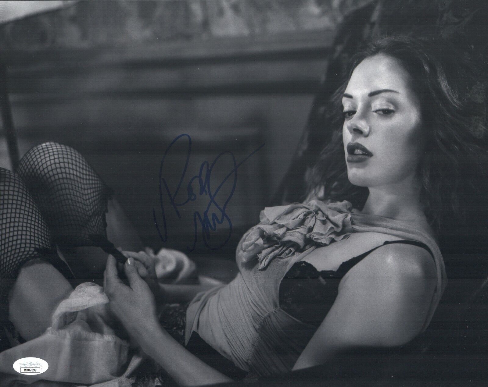 ROSE MCGOWAN Signed 11x14 Photo Poster painting In-Person Authentic Autograph JSA COA CERT