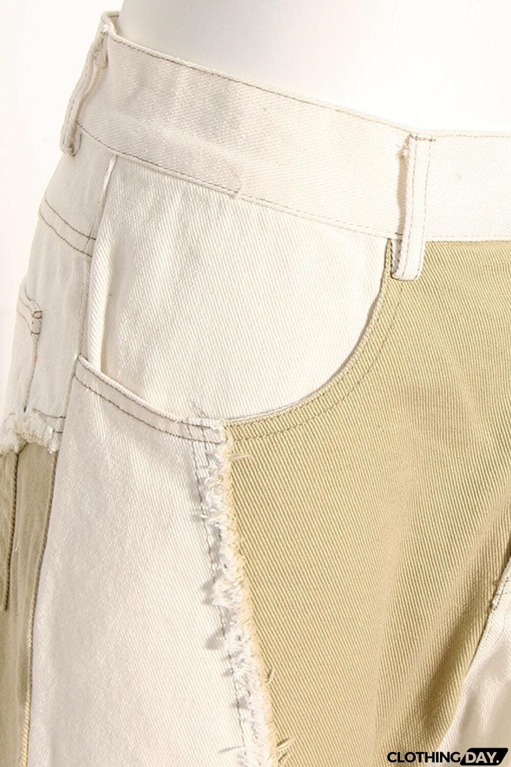 Contrast Frayed Detail Flare Jeans