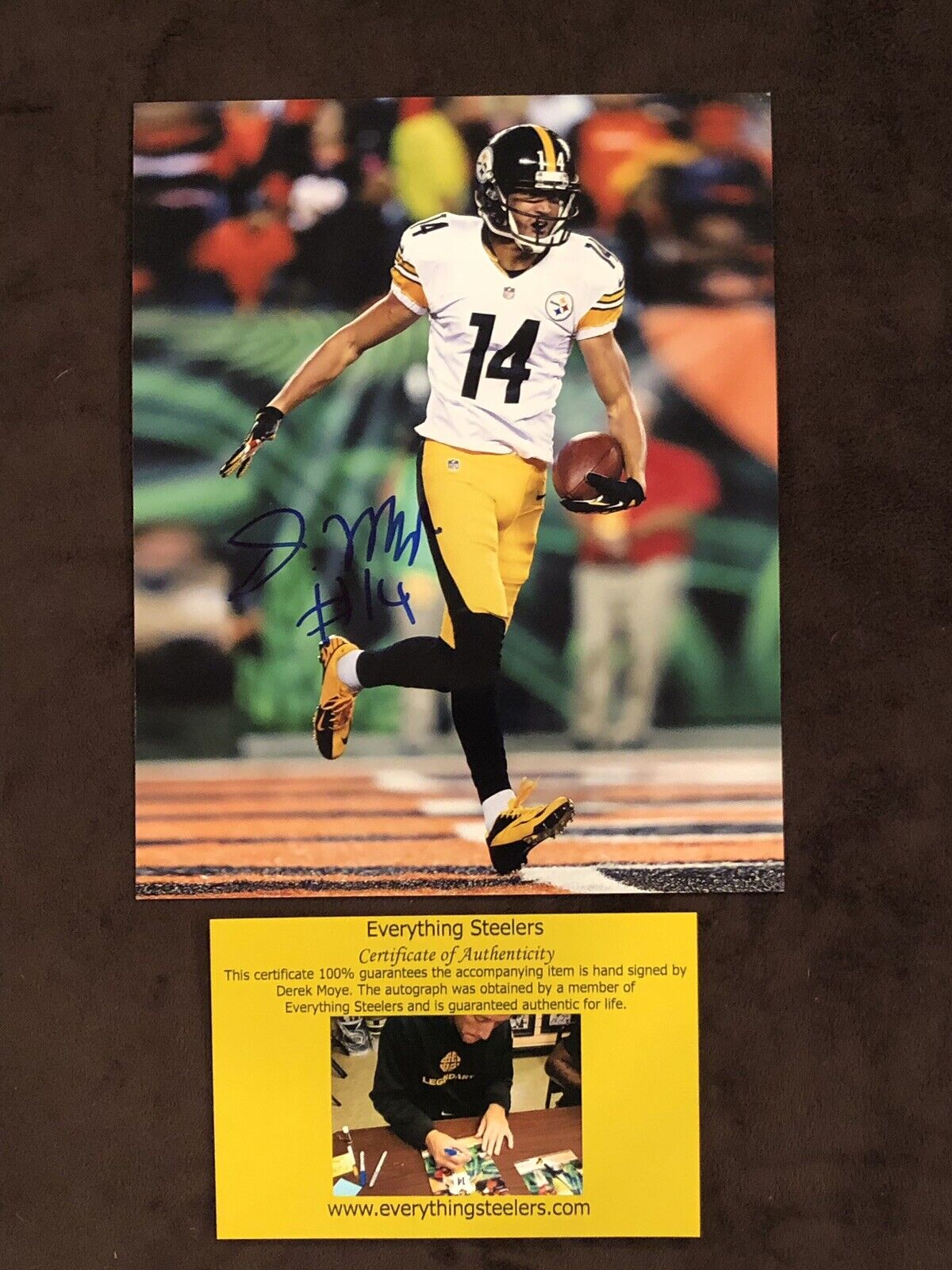 Derek Moye AUTOGRAPH PITTSBURGH STEELERS Legend Signed 8x10 Photo Poster painting Penn State