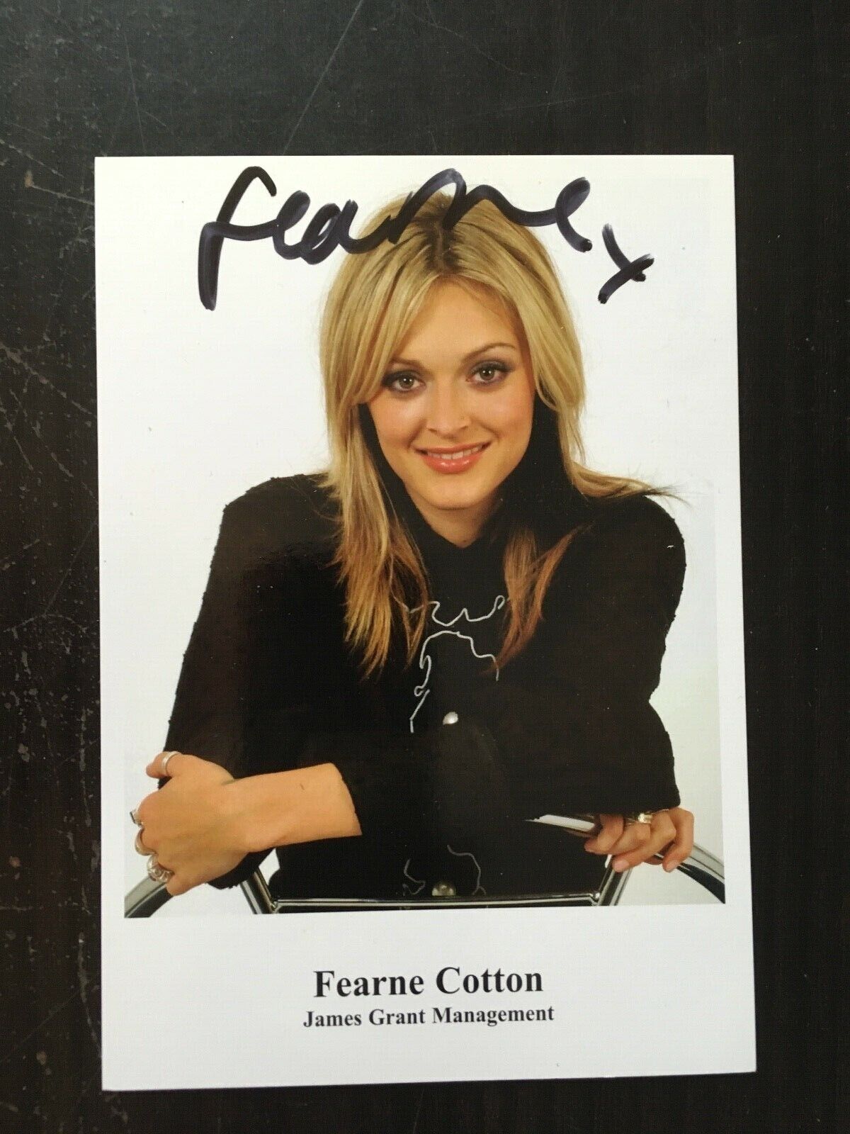 FEARNE COTTON - TV & RADIO PRESENTER - EXCELLENT SIGNED Photo Poster painting