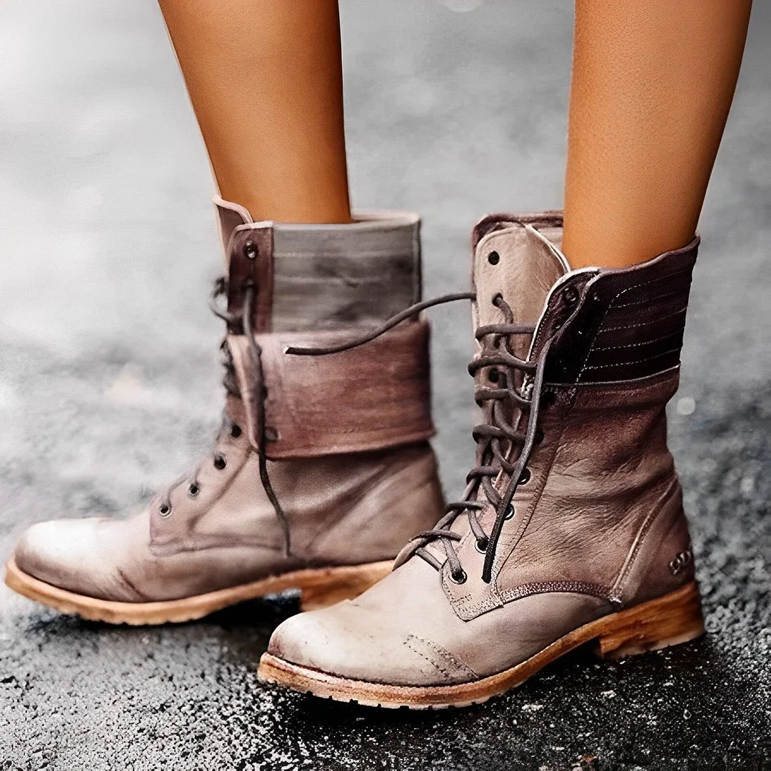 Relaxed and supportive orthopedic Boots
