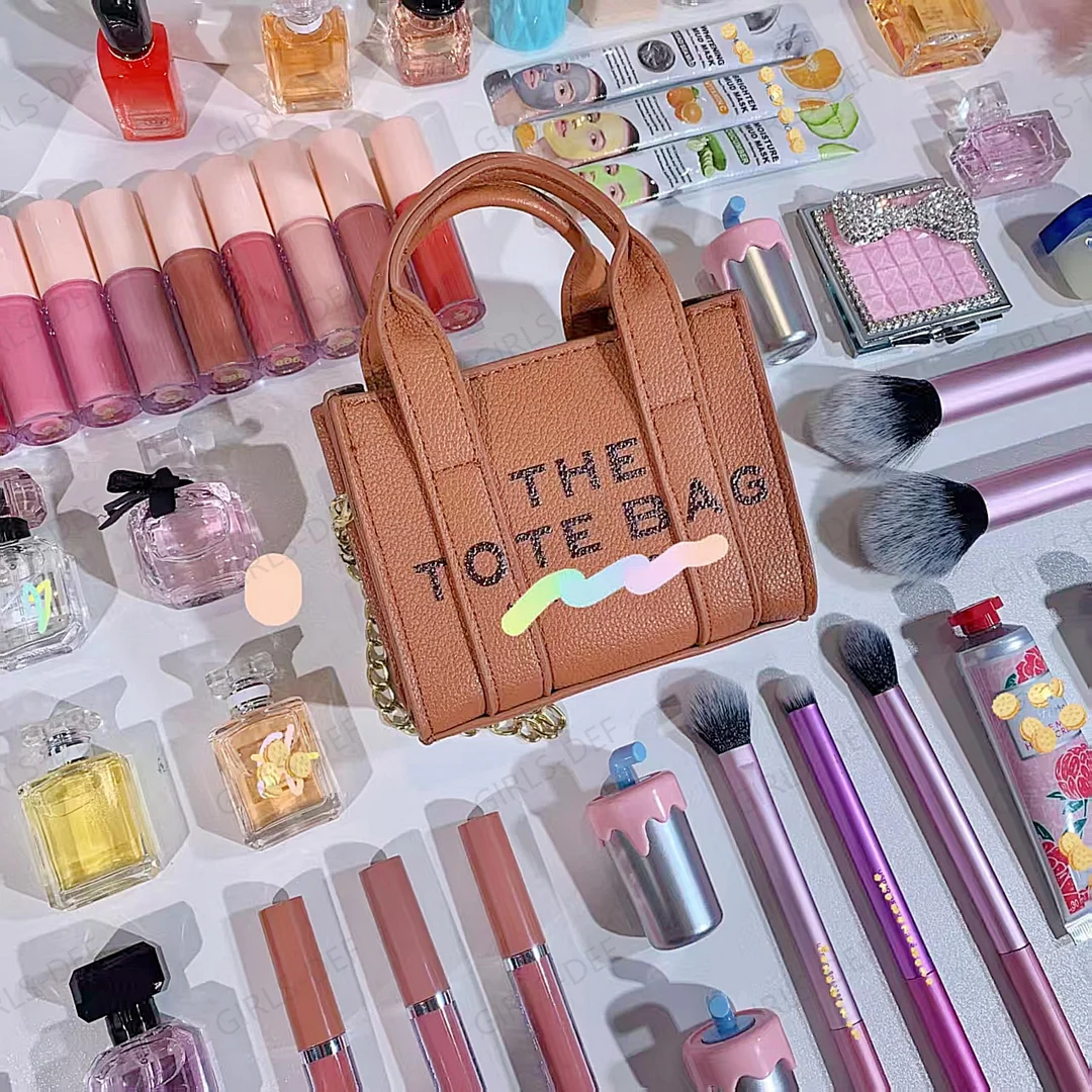 Mini Tote Bag and Beauty 63-IN-1 Set