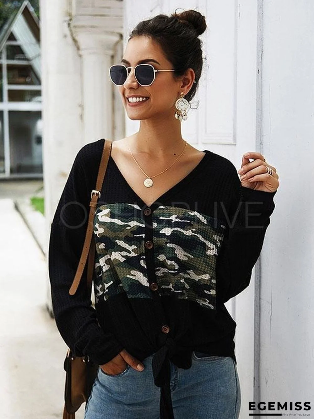 Camouflage Stitching V-neck Knit Sweater | EGEMISS