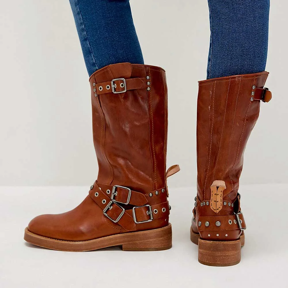 Chic Tan Round Toe Studded Buckle Motorcycle Boots with Grommet