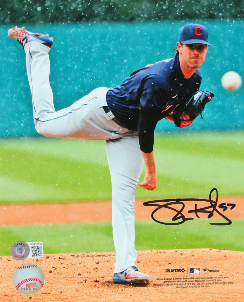 Shane Bieber Signed Cleveland Indians 8x10 Pitching- Beckett W Holo *Black