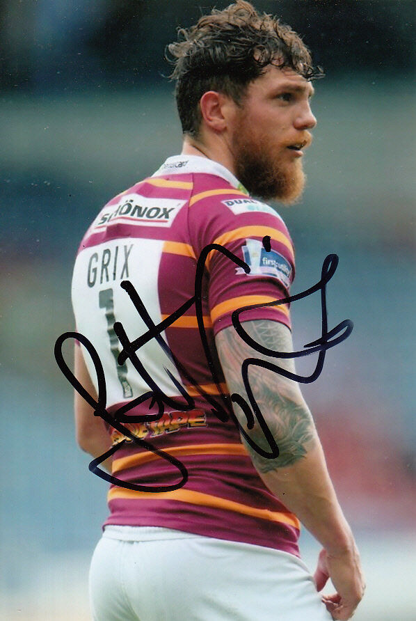 HUDDERSFIELD GIANTS HAND SIGNED SCOTT GRIX 6X4 Photo Poster painting 1.