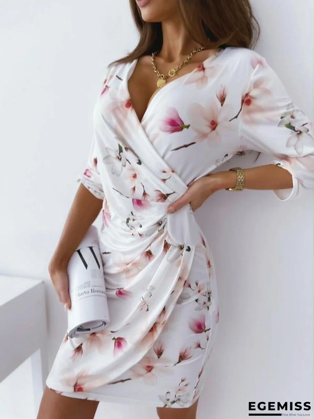 New Printed Slim V-neck Dress for Summer Wear White Dresses | EGEMISS