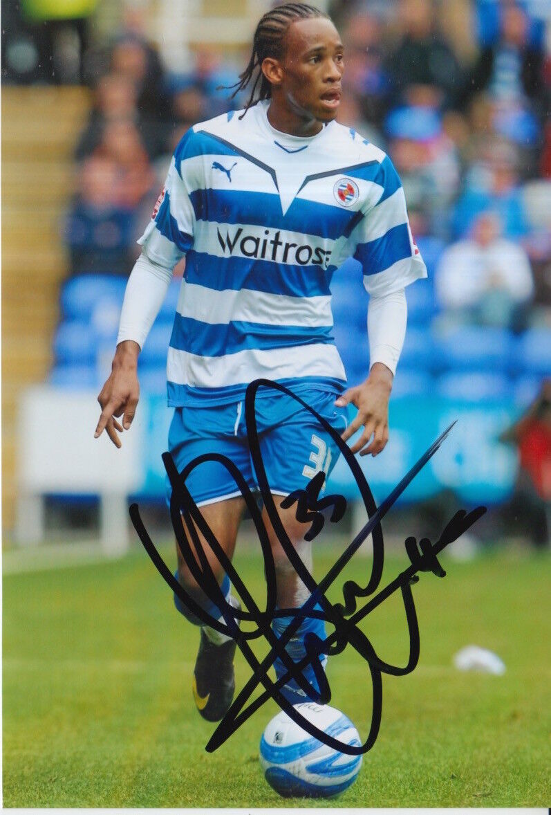 READING HAND SIGNED SHAUN CUMMINGS 6X4 Photo Poster painting 2.