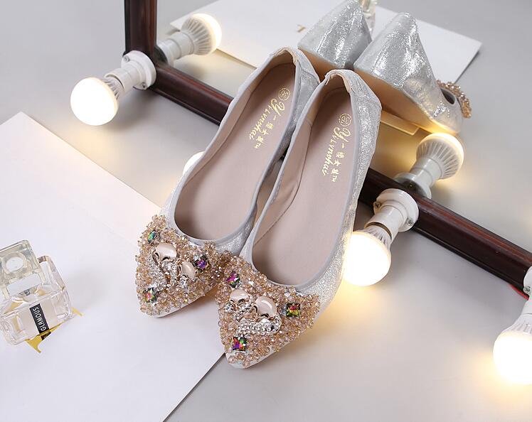 Women's Flat Gold Shoes Suitable for Wedding