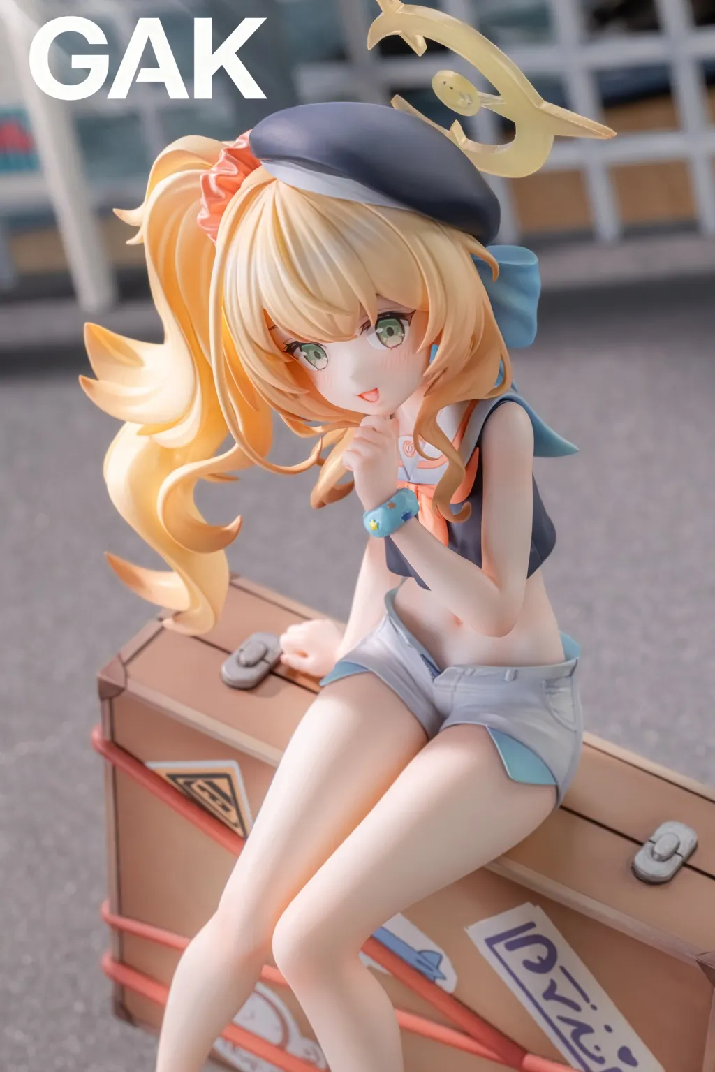 GAK Studio - Smiling Professor Vacations Blue Archive-