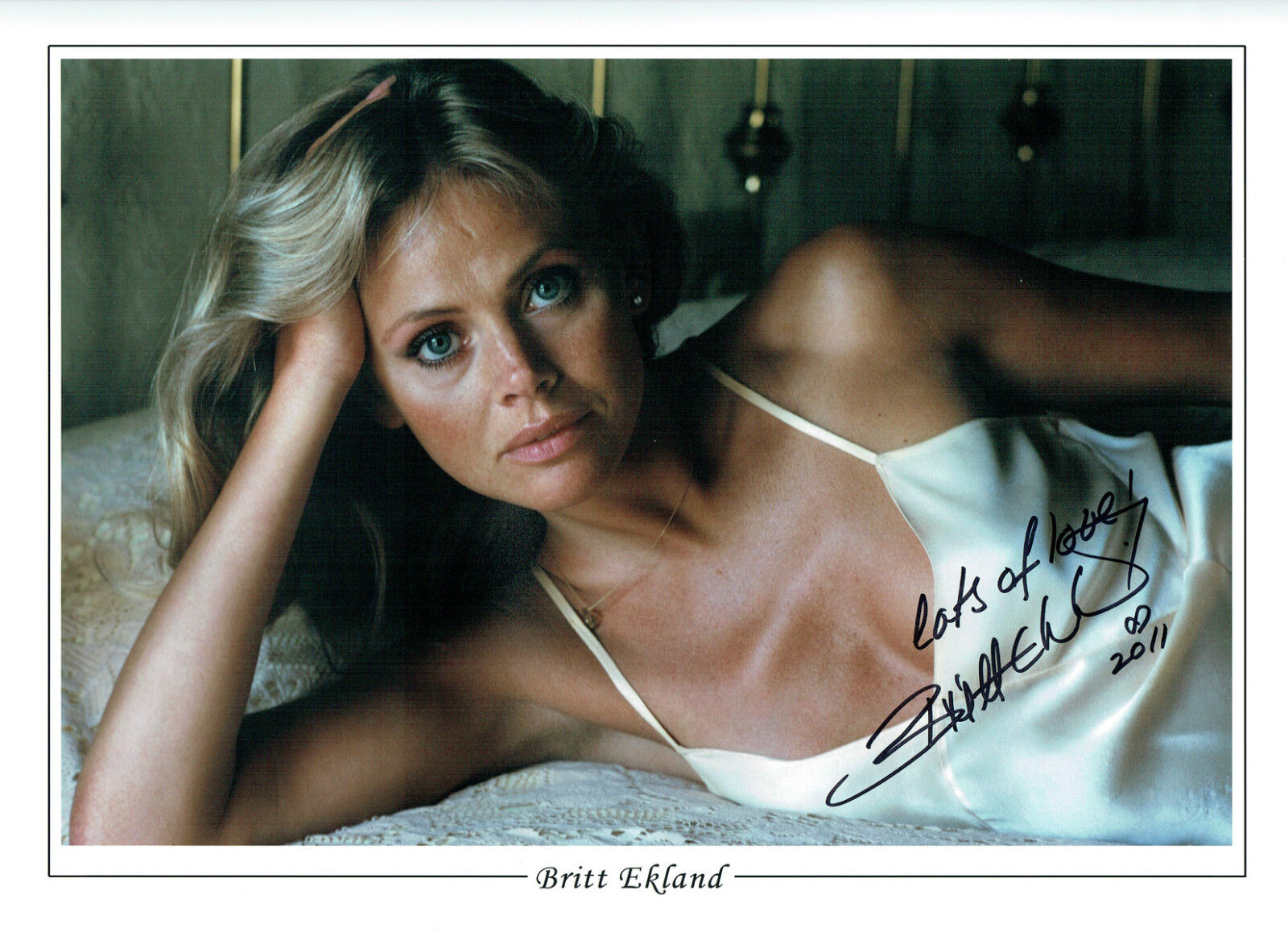 Britt EKLAND Signed Autograph 16x12 Sexy Actress Glamour HUGH Photo Poster painting AFTAL COA