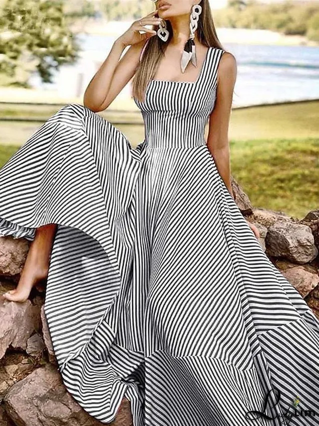 Fashionable and Minimalist Dress