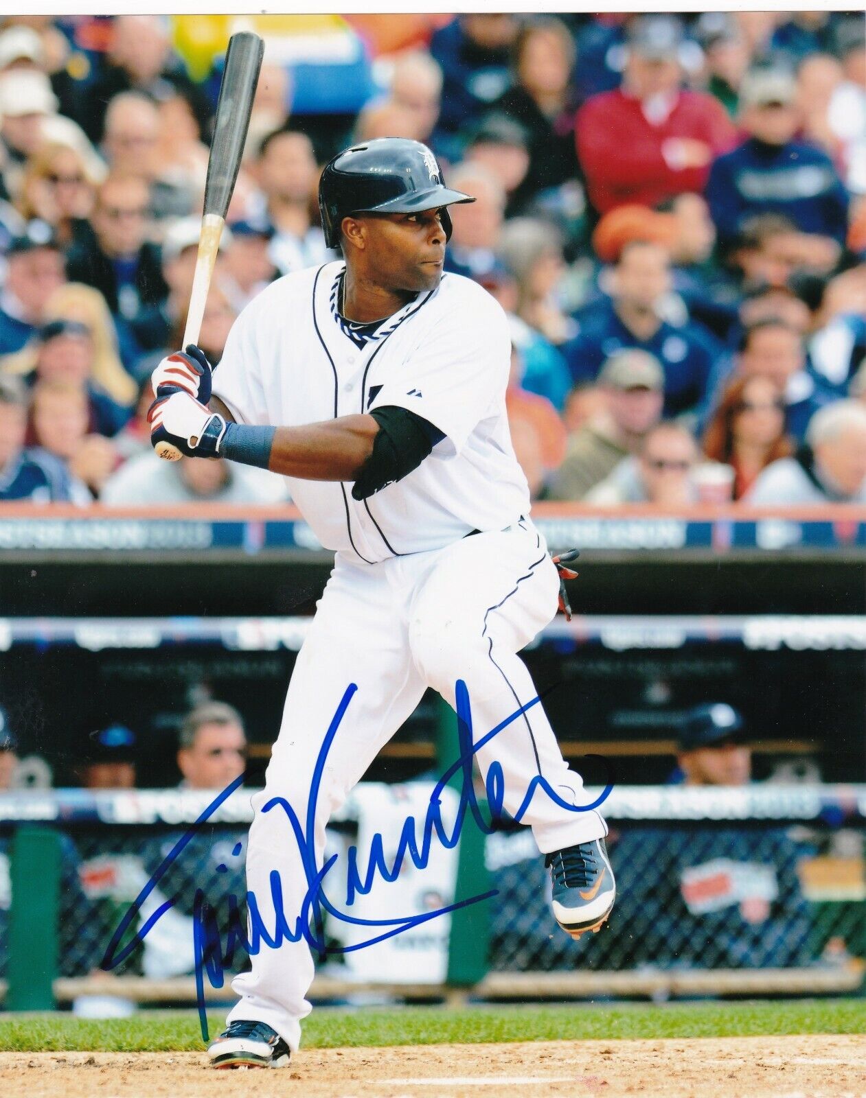 TORII HUNTER DETROIT TIGERS ACTION SIGNED 8x10