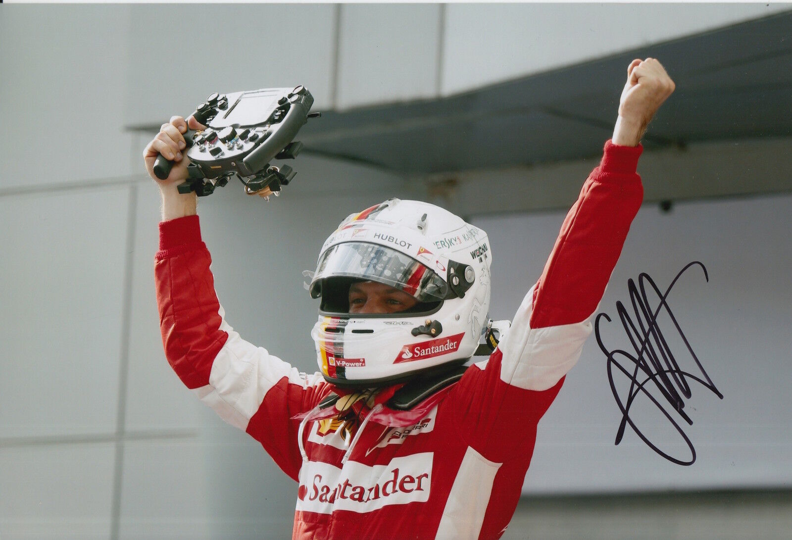 Sebastian Vettel Main Signé 12x8 Photo Poster painting F1 Scuderia Ferrari 2