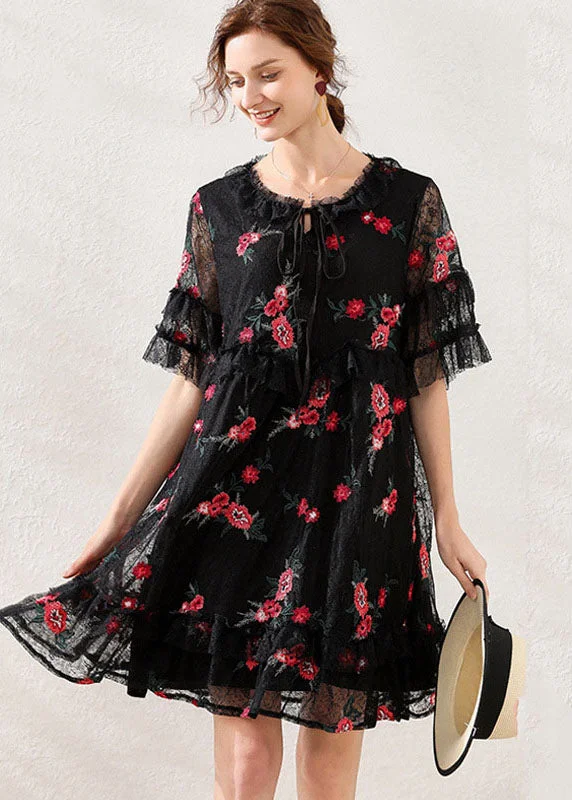 Women Black Embroideried Patchwork Lace Mid Dress Short Sleeve