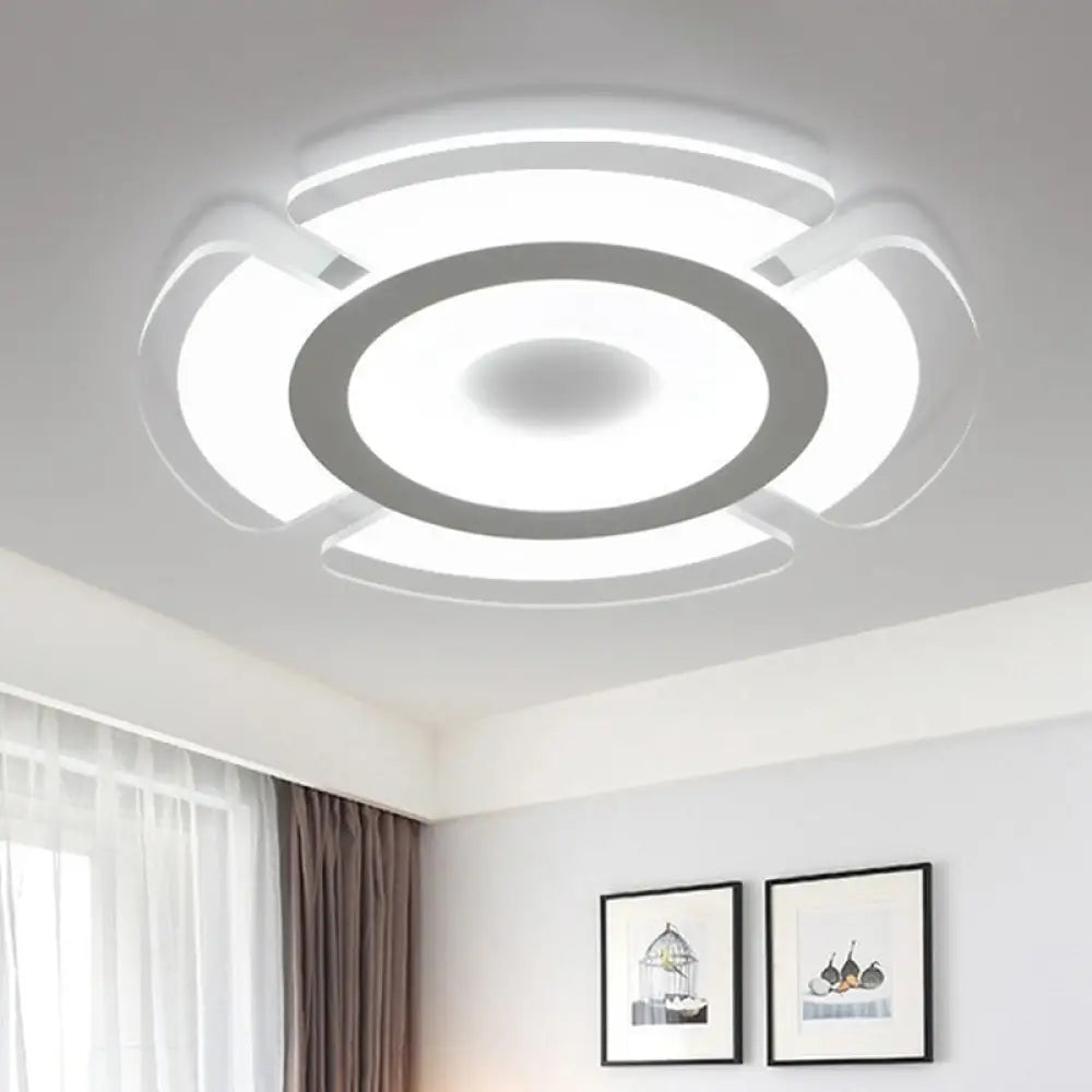 Minimalist Clear Led Flush Mount Fixture For Living Room - Metallic Circular Lighting / 16.5&rsquo; White